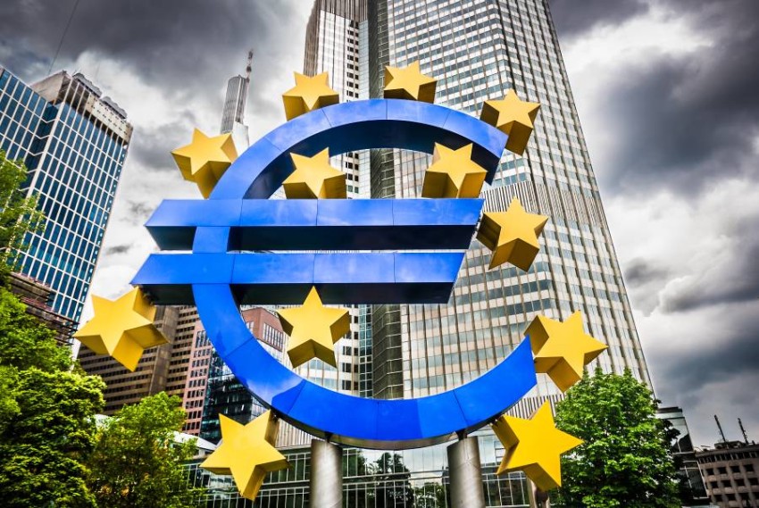 Eurozone business activity contracted in August