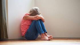 A psychologist discloses depressive symptoms in children.