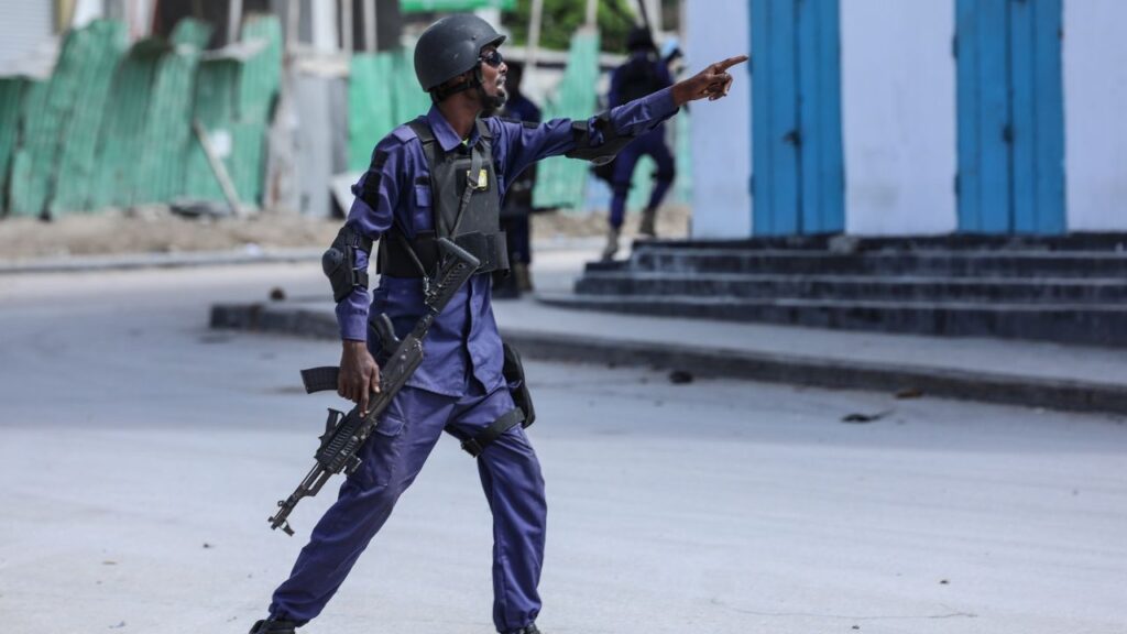 The death toll from an Al-Shabab attack on a hotel in Mogadishu has risen to 13 people.