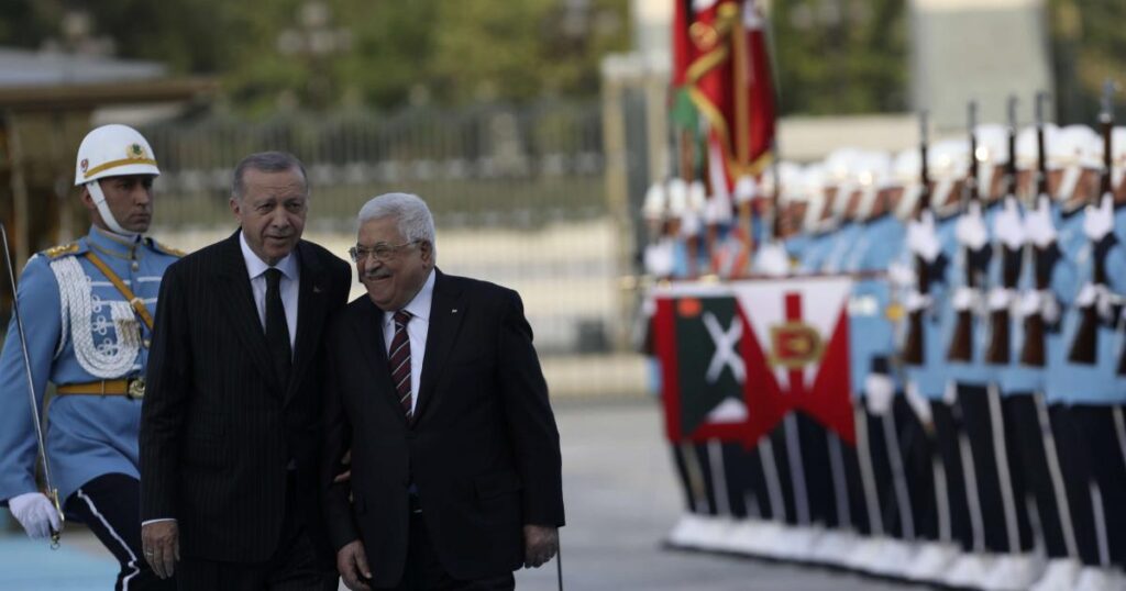 Ankara reveals that Hamas welcomes the normalization of Turkish relations with Israel