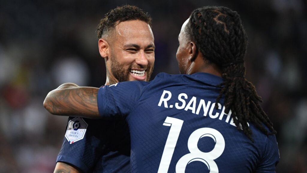 Paris Saint-Germain leads the French League after a thumping victory over Montpellier.