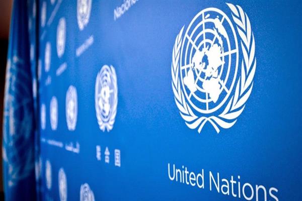 The United Nations mission calls on the demonstrators in Iraq to leave the international zone and allow the government to continue its work