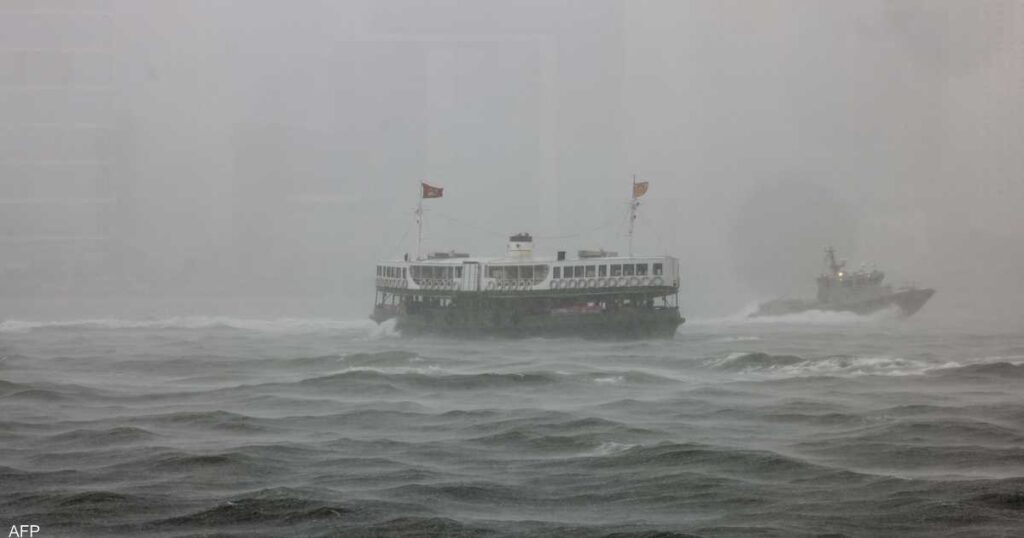 China evacuates tens of thousands amid fears of severe flooding