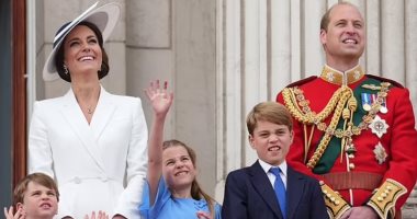 Kate Middleton and her children go in economy class to Balmoral Castle.