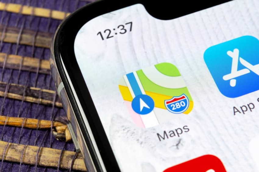 Apple Maps will begin to display advertisements next year.