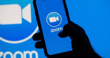 Zoom lowers annual profit and revenue forecasts as demand drops