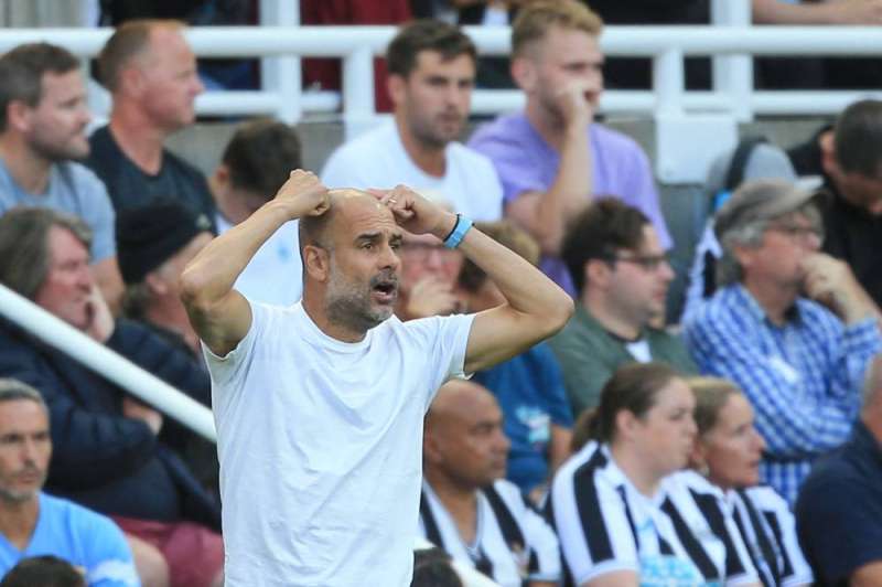 Newcastle and Manchester City played off a dramatic 6-6 draw.