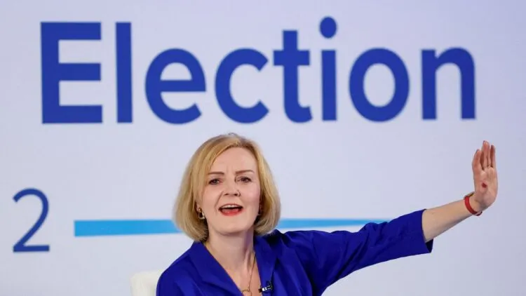 Liz Truss flirts with the British if she wins the Prime Minister