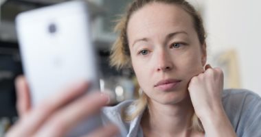 Learn the benefits of staying away from your phone during the day