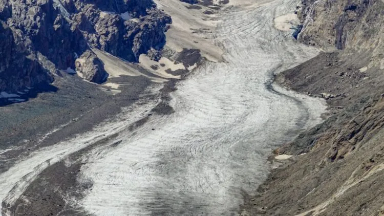 Record melting of the largest glacier in Austria this year