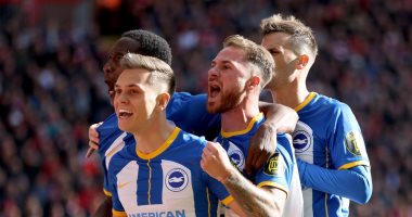 Brighton hits Liverpool with the second goal in the 18th minute.. Video