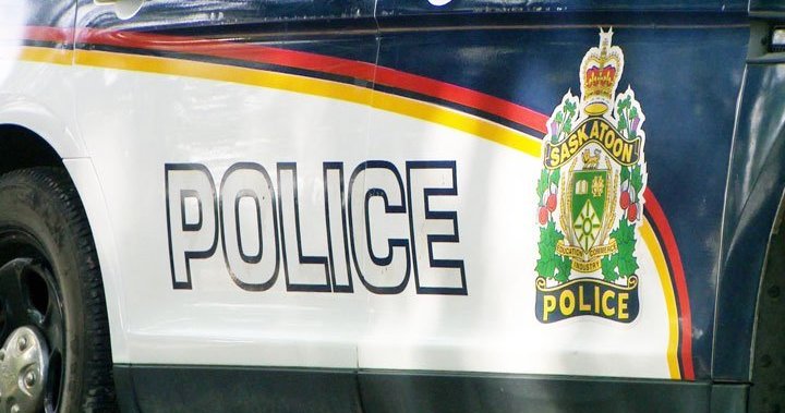 Saskatoon police warn of incident involving a barricaded person