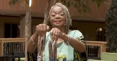 An American woman with the longest nails in the world…can’t drive a car