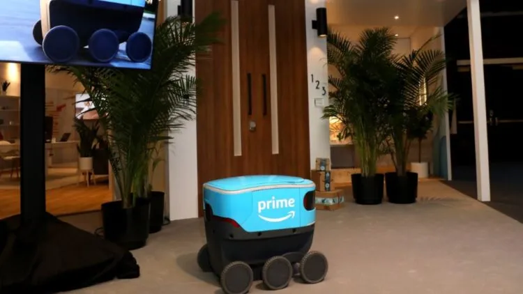 Amazon stops testing delivery robots to cut costs