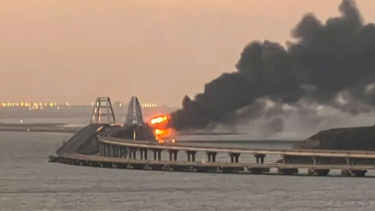 Huge explosion of the Kerch bridge linking Russia and Crimea