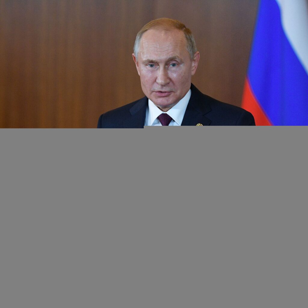 Putin signs a decree to transfer the operations of the “Sakhalin” oil and gas project to Russia