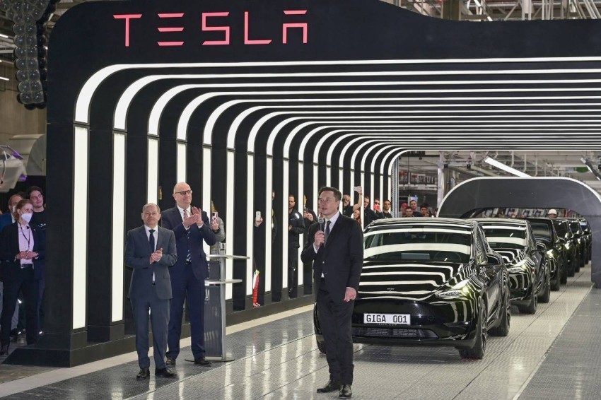 Tesla competes with the “domestic and foreign” adults in Germany