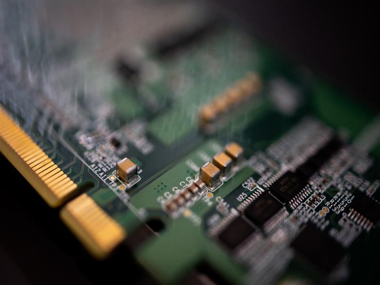 The battle of electronic chips ignites… a new American blow to China