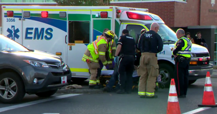 Trio of pedestrians hit by cars in nearby Calgary neighbourhoods on Thursday