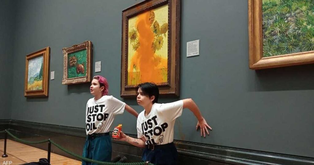 Video .. Activists throwing soup on a painting with tens of millions