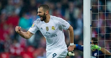 Gul Morning .. Benzema scores a fantastic goal with Real against Sociedad in 2015