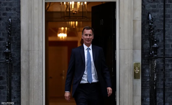 The new British Finance Minister warns to raise some taxes