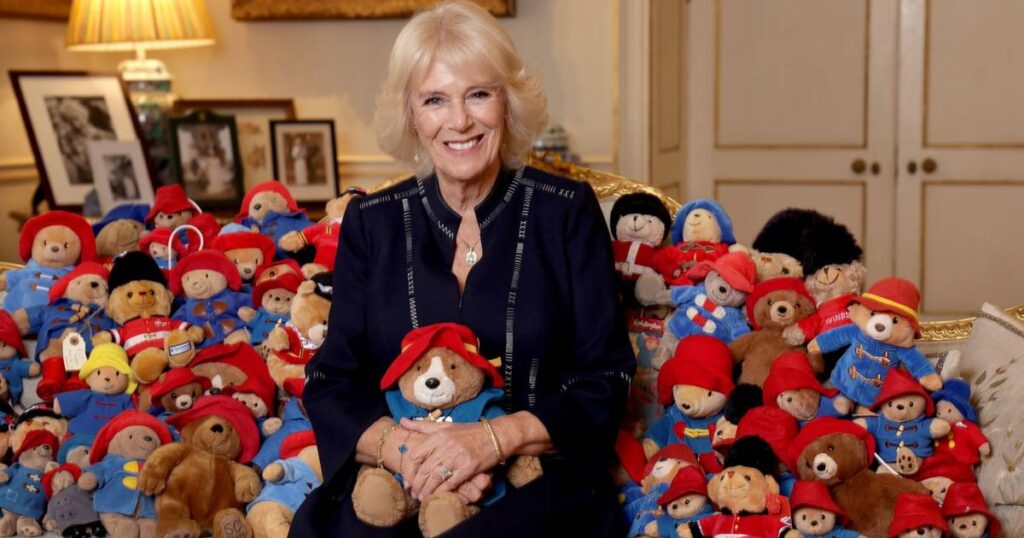 Hundreds of Paddington bears left for Queen to go to charity