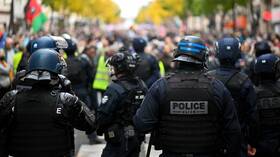 Watch .. Video documenting the huge security mobilization that prepared to repel the protests of the French capital, Paris