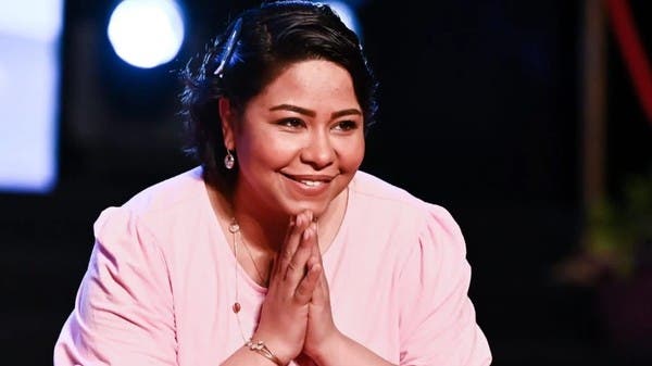 A singer wished to hit her .. How did some interact with the Sherine crisis?