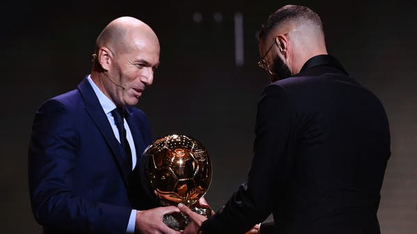 After 24 years, Benzema returns the Golden Ball to the French