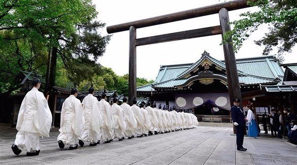 Japan: 90 deputies visit the controversial Yasoconi shrine