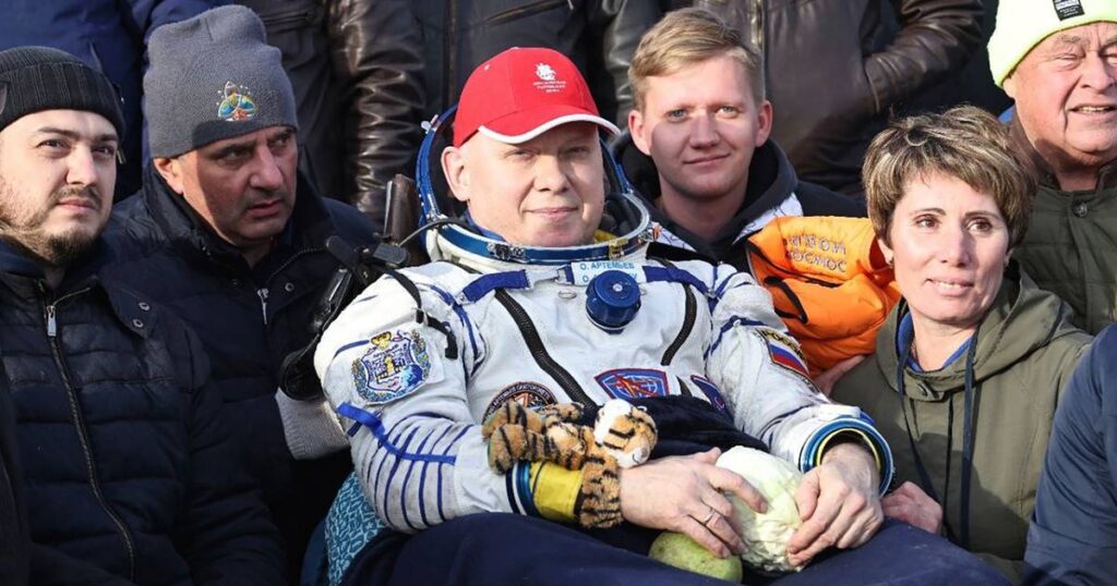 Russian cosmonaut runs over colleague after space return