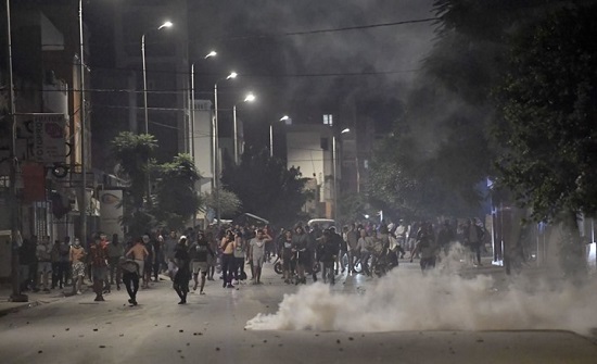 Renewed night protests in Tunisia for the fifth day … and the patch expands