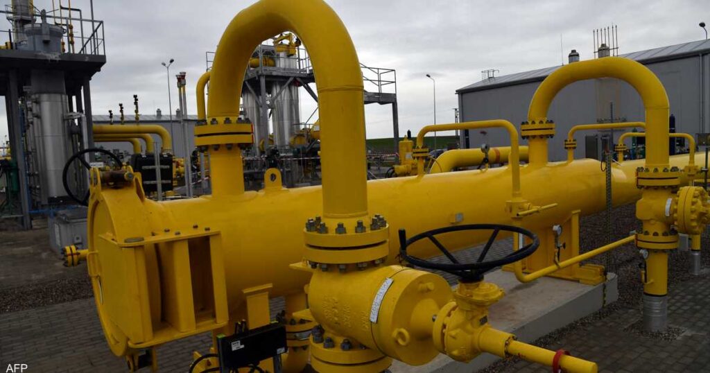 Reviving a gas line project between France and Spain to face the energy crisis