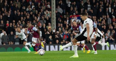 Fulham sweeps Aston Villa with three clean in the English Premier League .. Pictures