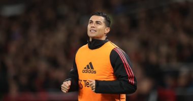 Cristiano Ronaldo is training with a 21 -year -old team in Manchester United .. Pictures