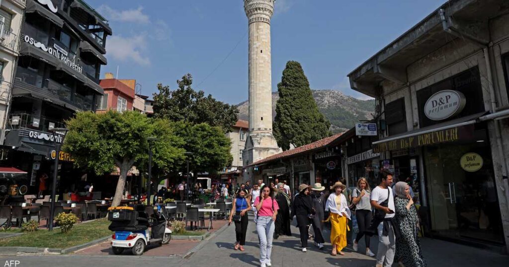 Despite high inflation, consumer confidence in Turkey continues to recover