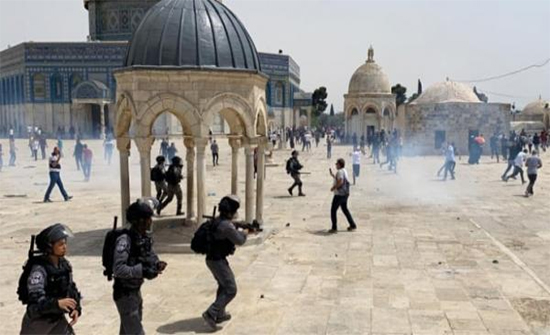 The occupation storms the Al -Aqsa Mosque