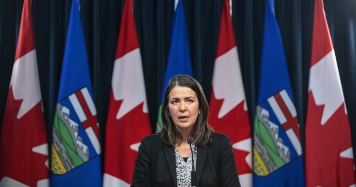 Alberta premier’s new cabinet includes familiar faces in prominent roles