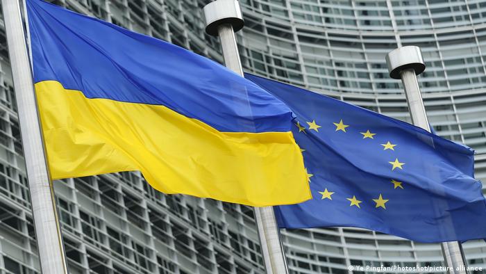 The European Union discusses the provision of 1.5 billion euros per month to Ukraine next year