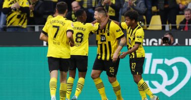 Dortmund reviews his muscles with five against Stuttgart in the German League