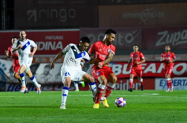 Argentinos beat Velez Sarsfield in the Argentine League