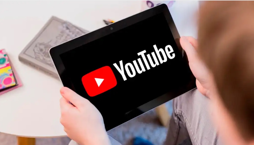 YouTube adds a distinctive sign of videos that provide reliable health information