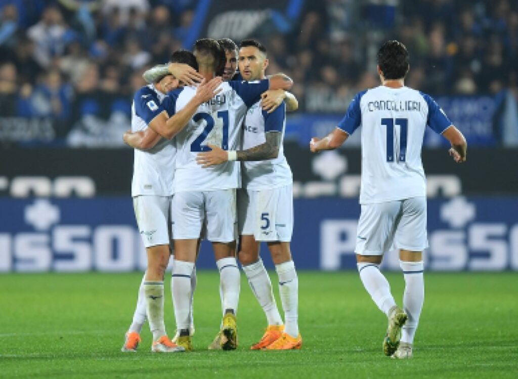 Lazio beat Atalanta with a double in the Italian League