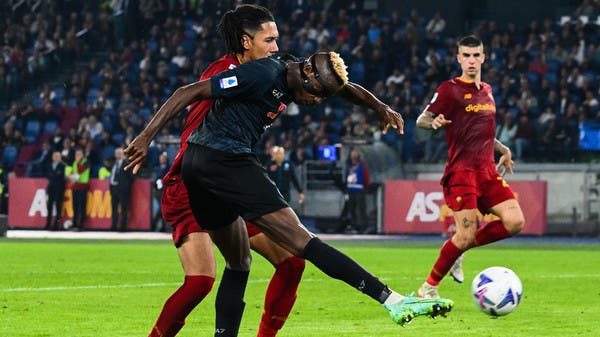 Napoli defeats Rome and enhances its lead