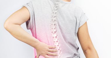 6 signs indicating a serious condition in the spine … including leg pain