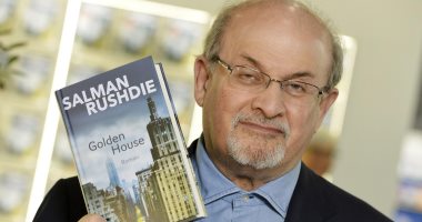 After losing his eyesight and his hand .. Will Salman Rushdie continue his creative career?