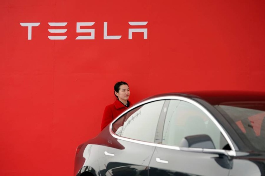 Tesla lower its cars prices in China