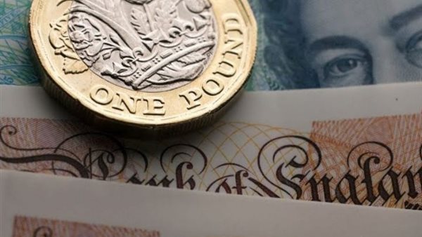 The British pound climbs and regains its strength today, Monday, October 24, 2022