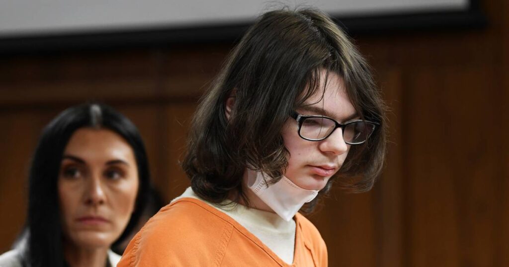 Michigan teen pleads guilty to killing 4 in school shooting